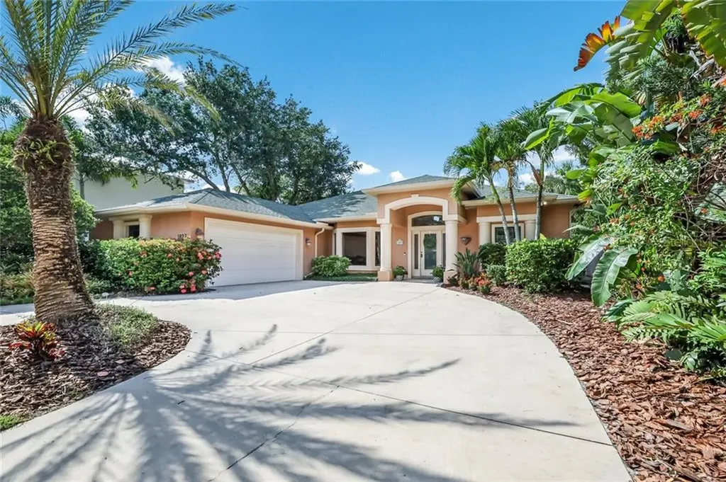 1827 Grove Street Sarasota FL 34239