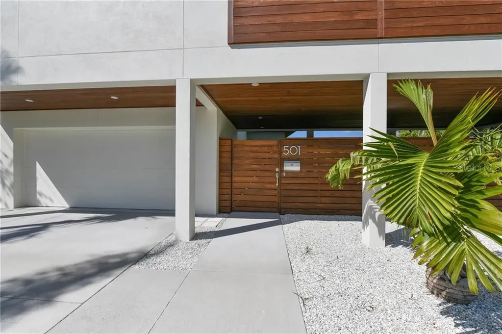 501 Outrigger Lane Longboat Key FL 34228