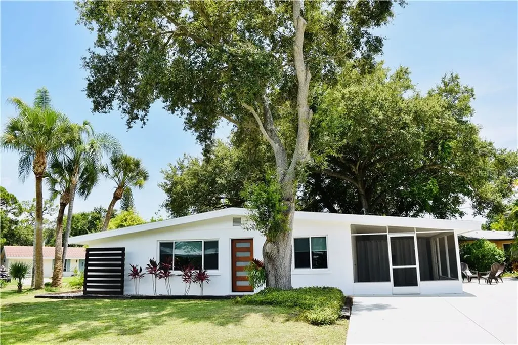 1830 Hazelwood Street Sarasota FL 34231