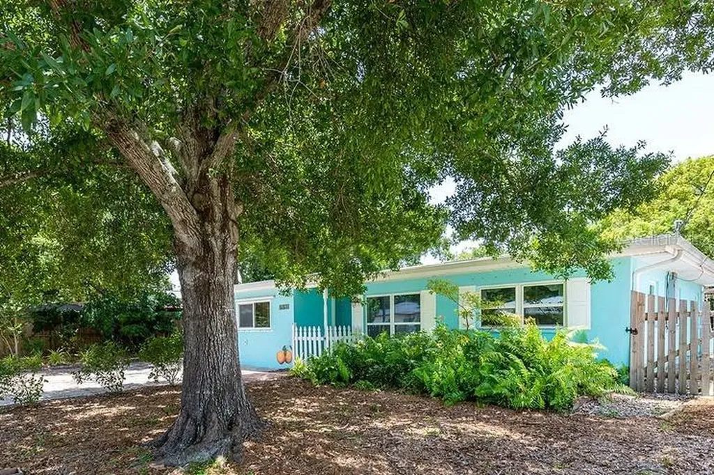 1818 Douglas Avenue Dunedin FL 34698