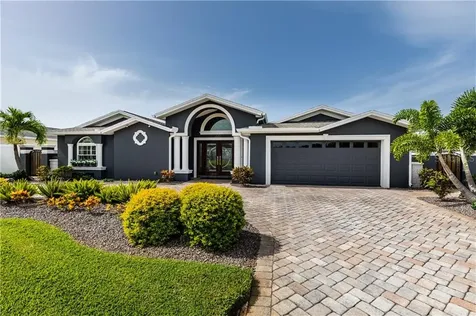 220 98th Avenue NE St Petersburg FL 33702