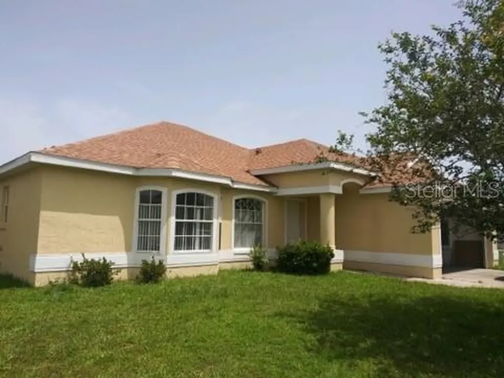 826 Valnera Court Kissimmee FL 34758