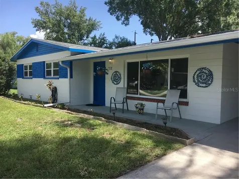 712 Lakewood Avenue Tampa FL 33613