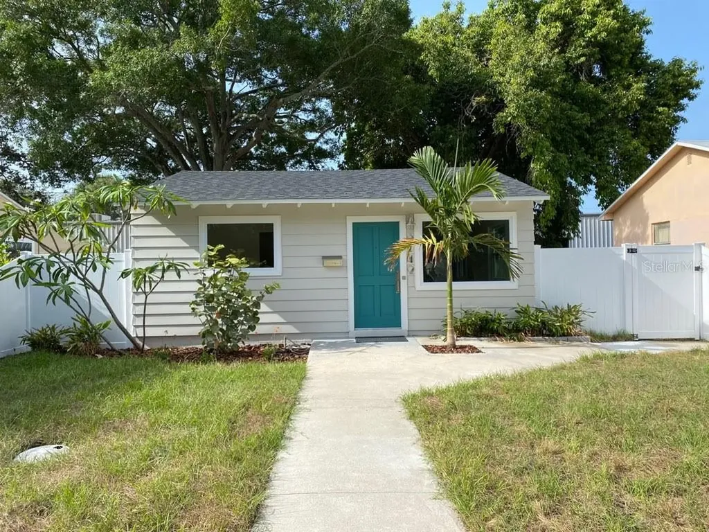 3142 Freemont Terrace S St Petersburg FL 33712
