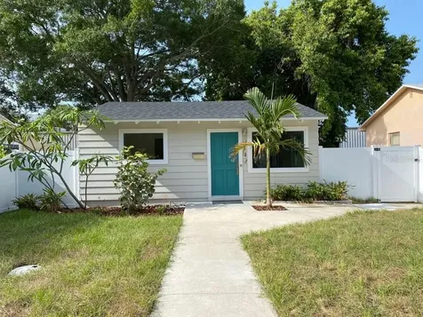 3142 Freemont Terrace S St Petersburg FL 33712