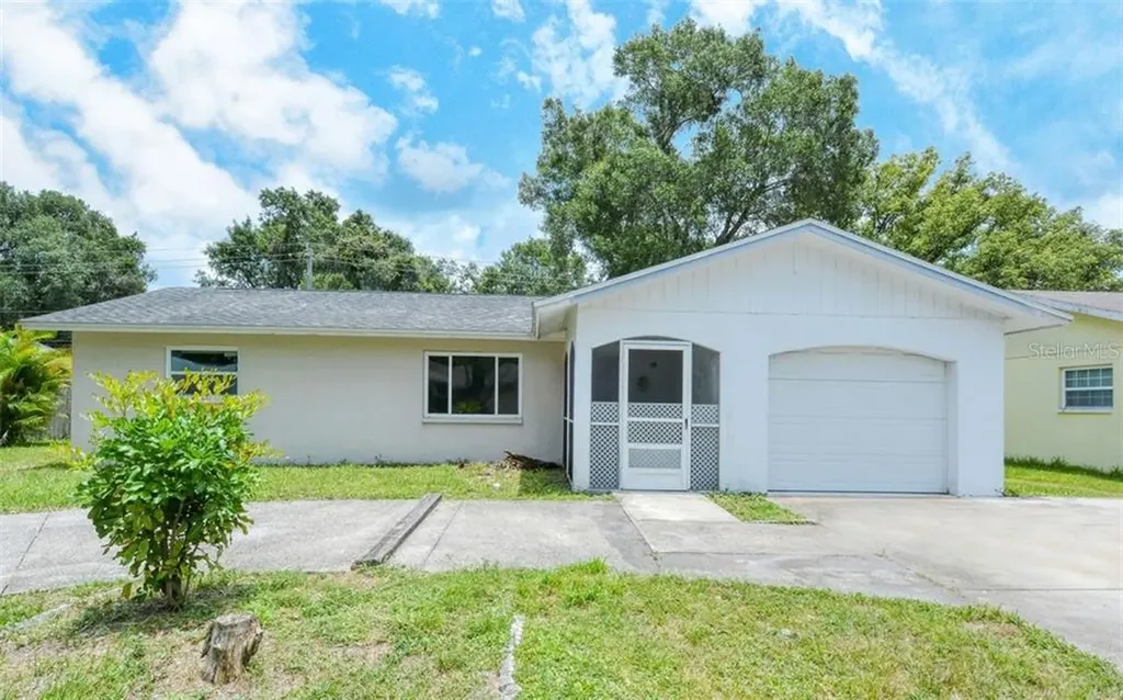 3713 Kingswood Drive Sarasota FL 34232