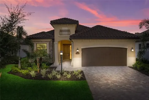 17529 Hickok Belt Loop Bradenton FL 34211