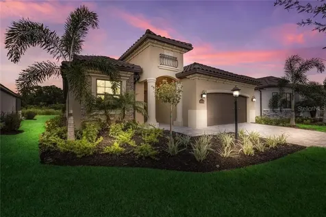 17529 Hickok Belt Loop Bradenton FL 34211