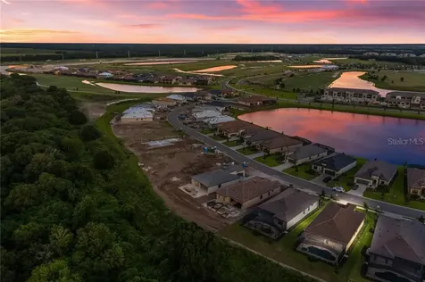 17529 Hickok Belt Loop Bradenton FL 34211