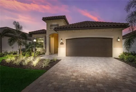 17529 Hickok Belt Loop Bradenton FL 34211