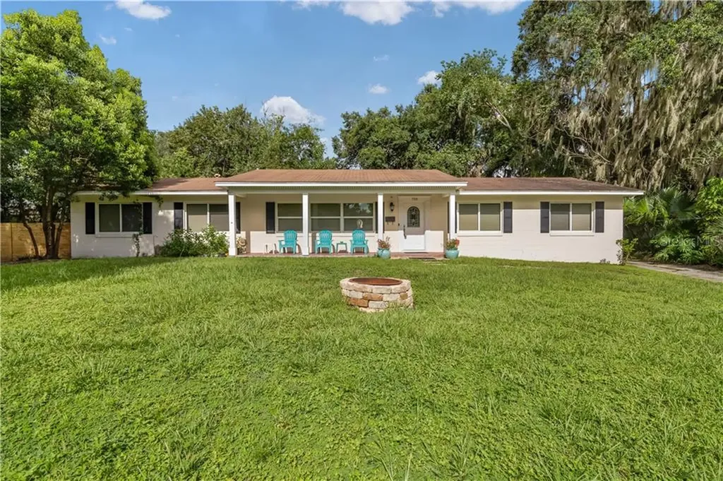 700 Boylston Street Leesburg FL 34748
