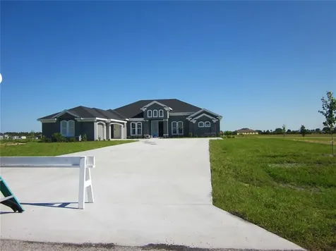 5226 Lake Toscana Drive Wimauma FL 33598