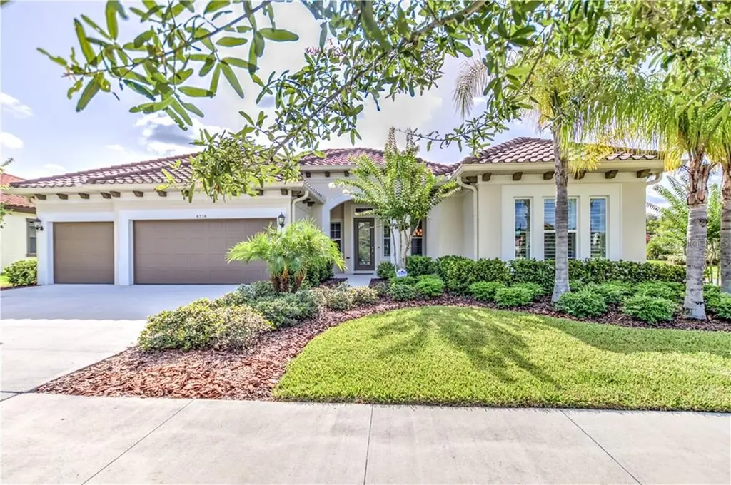 6216 Iron Horse Place Lithia FL 33547