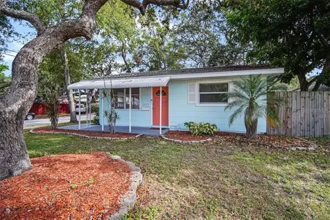 2423 32nd Avenue N St Petersburg FL 33713