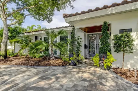 1896 Sailfish Road S St Petersburg FL 33707