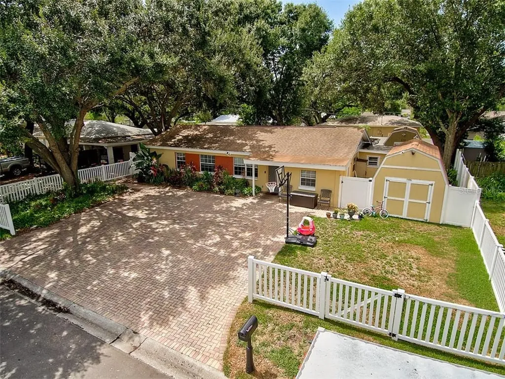 4008 W Wallace Avenue Tampa FL 33611