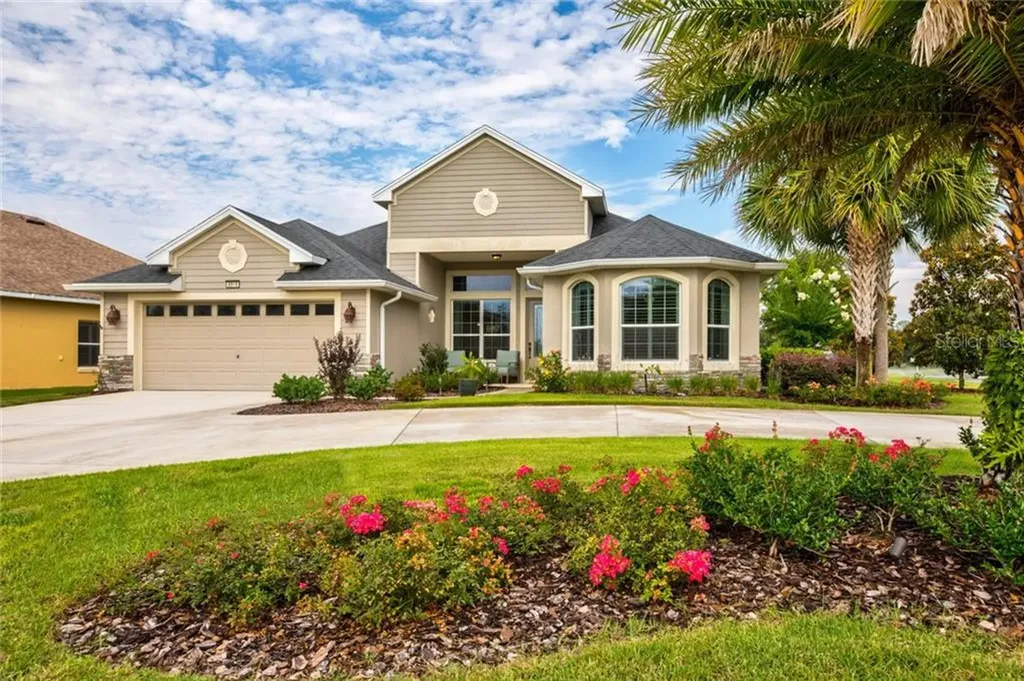 8919 Bridgeport Bay Circle Mount Dora FL 32757