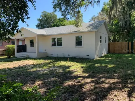 1608 N Highland Street Mount Dora FL 32757
