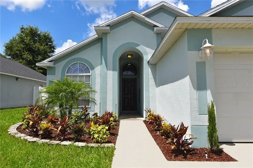 241 Ronaldale Avenue Haines City FL 33844
