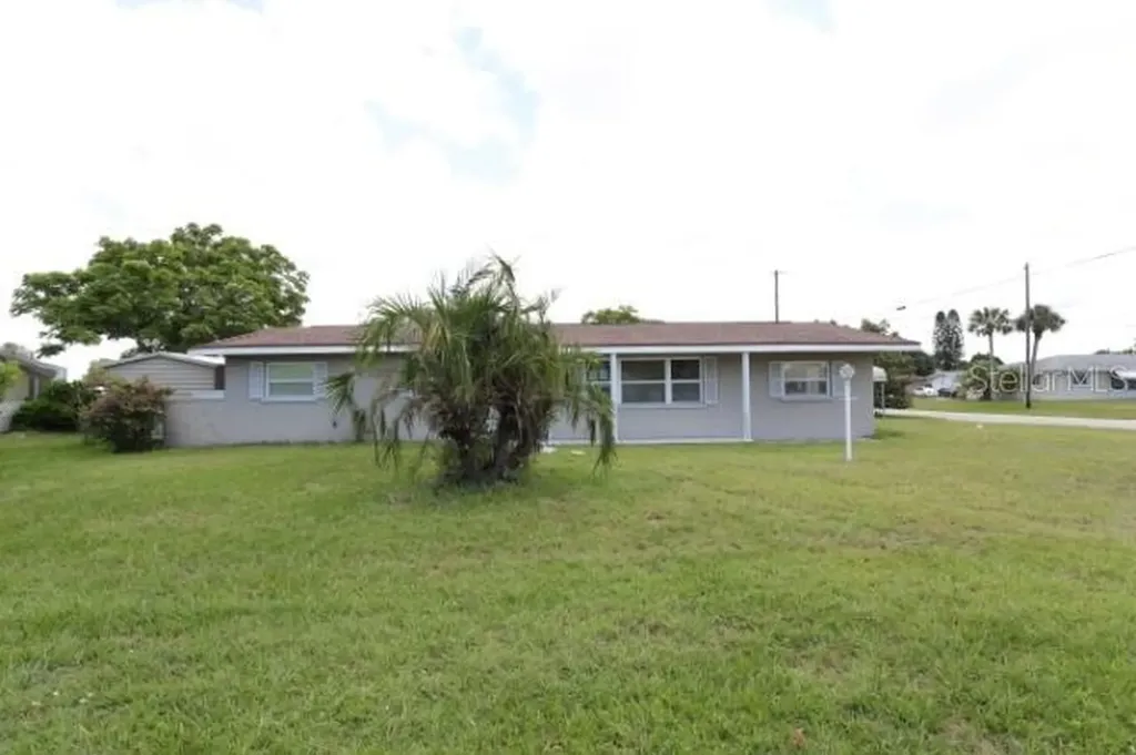 329 Shamrock Boulevard Venice FL 34293