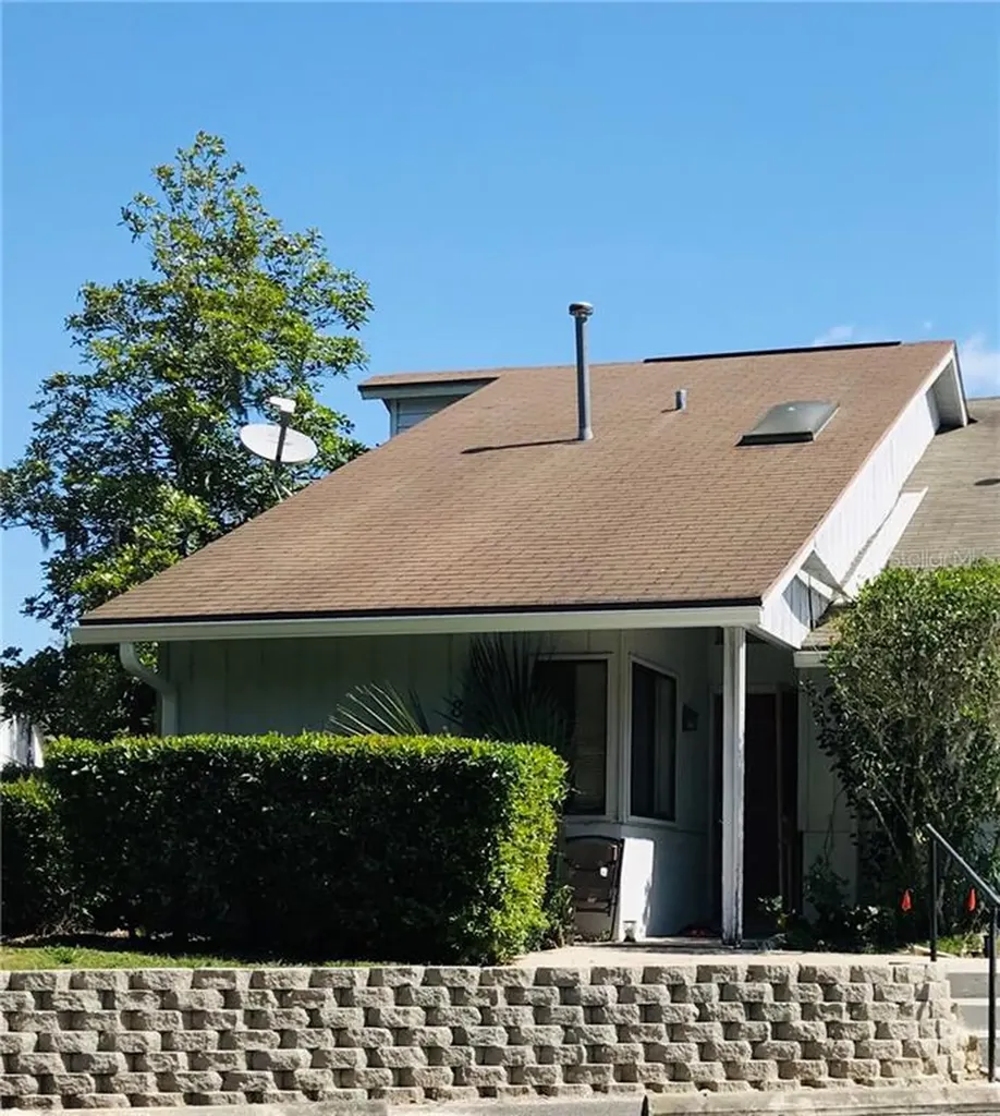 101 N Hill Avenue Deland FL 32724