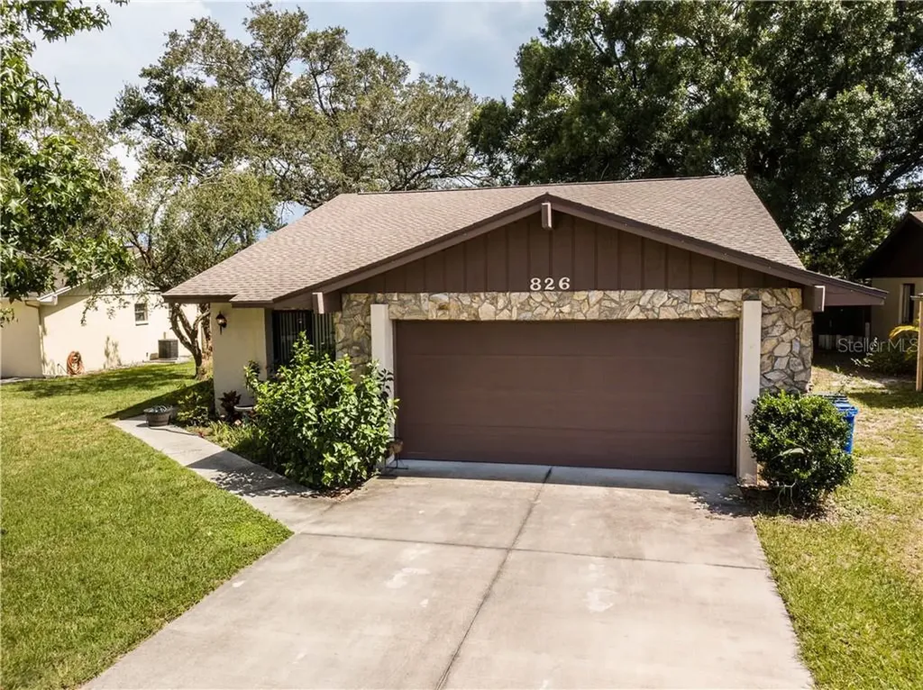 826 Rockingham Road Lakeland FL 33809