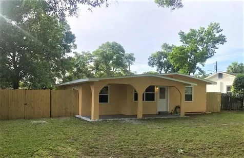 4865 Taylor Street N St Petersburg FL 33714
