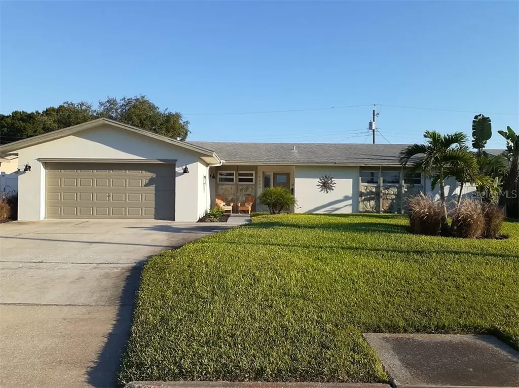 6680 13th Avenue N St Petersburg FL 33710