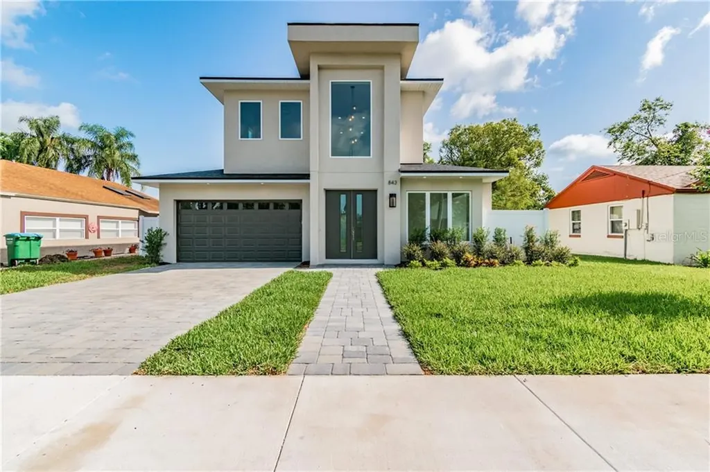 843 English Court Winter Park FL 32789