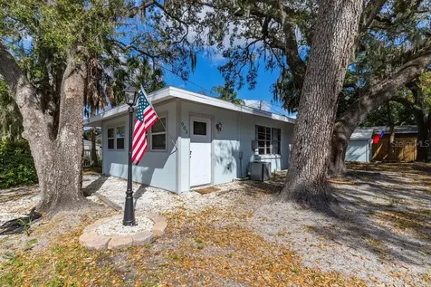 905 18th Street W Bradenton FL 34205