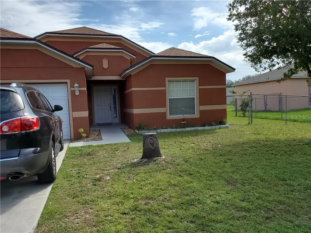 613 Escondido Court Kissimmee FL 34758