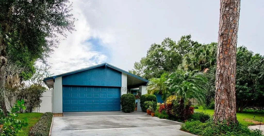 7903 Heather Court Tampa FL 33634