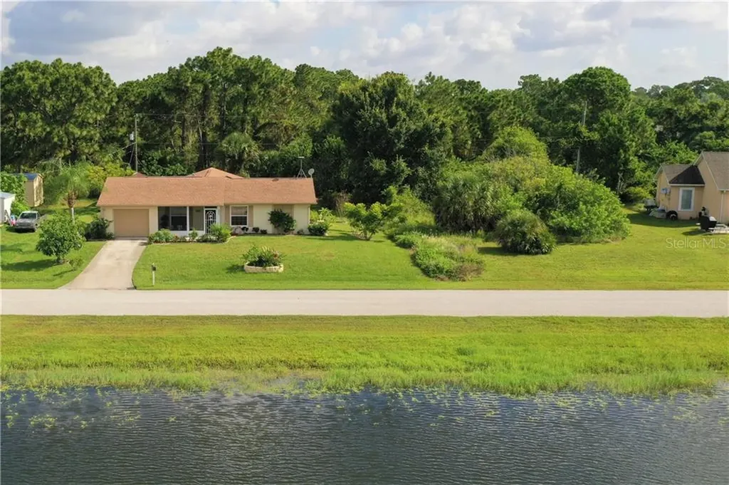 9076 Tunis Avenue Englewood FL 34224
