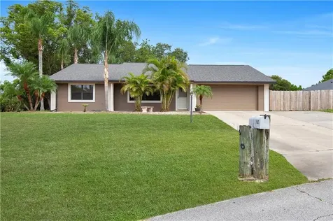 900 Galt Terrace Deltona FL 32738