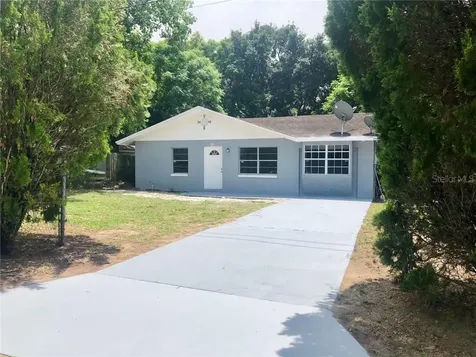 30 W Ella J Gilmore Street Apopka FL 32703