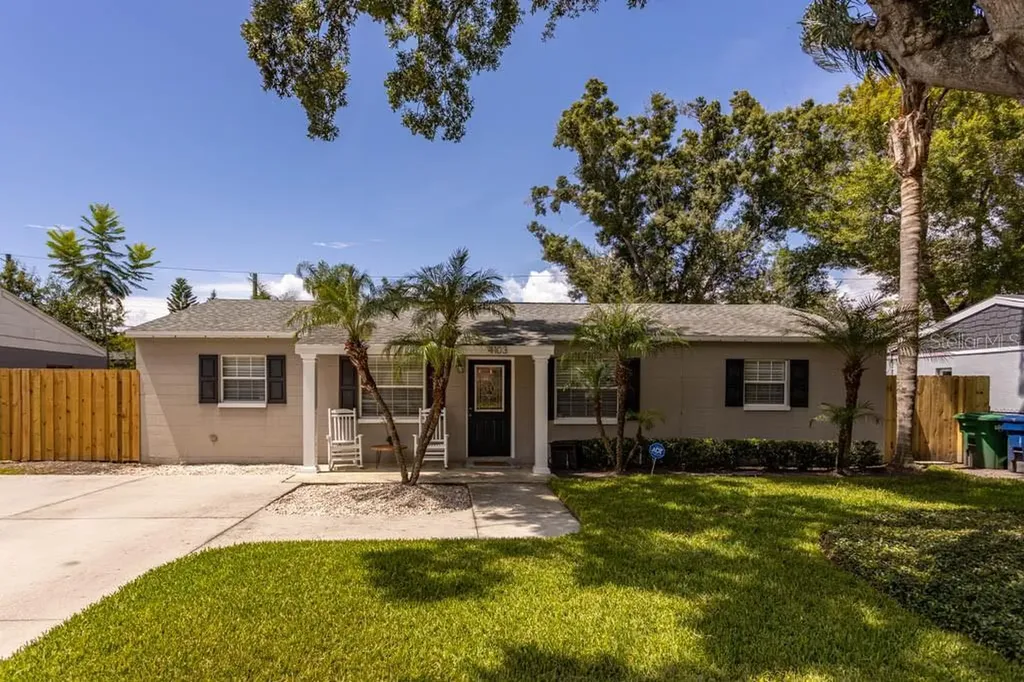 4103 W Bay Villa Avenue Tampa FL 33611