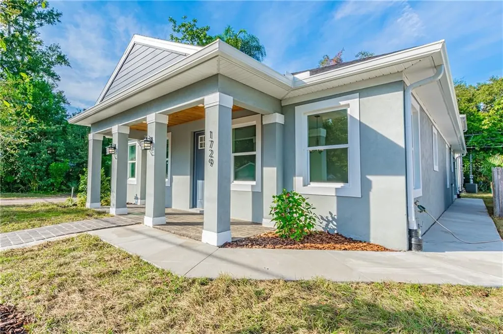 1729 28th Avenue N St Petersburg FL 33713