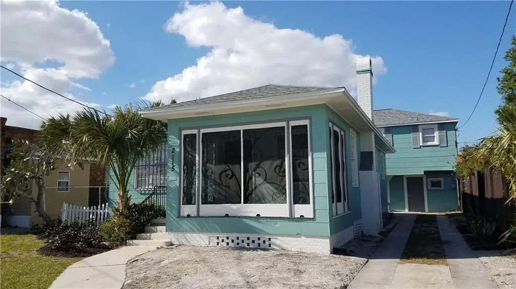 2115 W Cass Street Tampa FL 33606