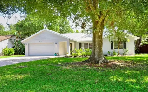 4161 King Richard Drive Sarasota FL 34232