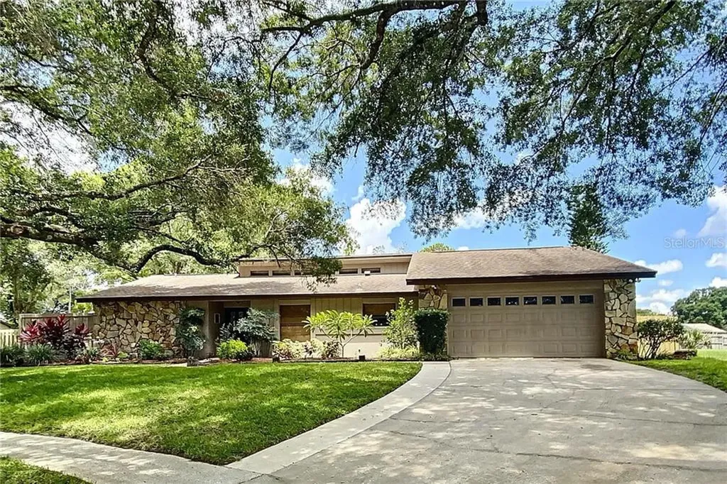18402 Turning Place Lutz FL 33549