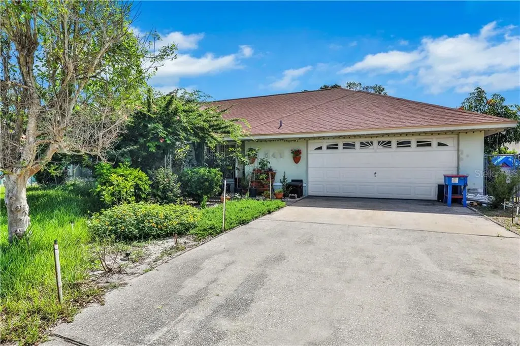 541 Galloway Avenue Deltona FL 32725