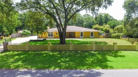 7911 Spring Valley Drive Tampa FL 33615