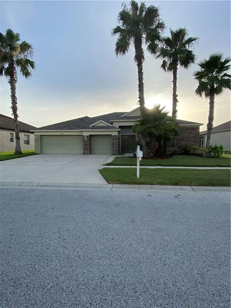 5507 Spectacular Bid Drive Wesley Chapel FL 33544
