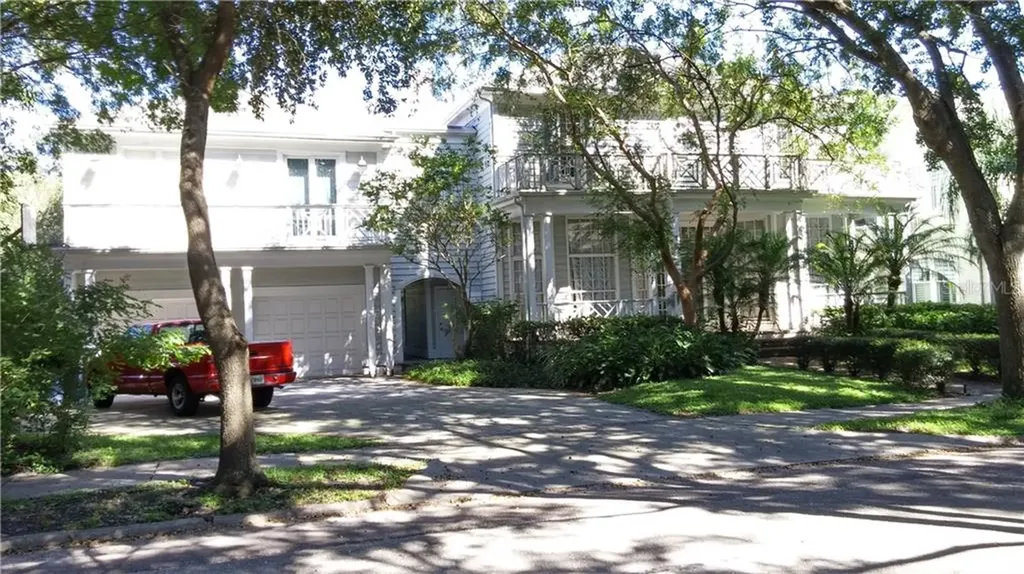 2523 W Jetton Avenue Tampa FL 33629
