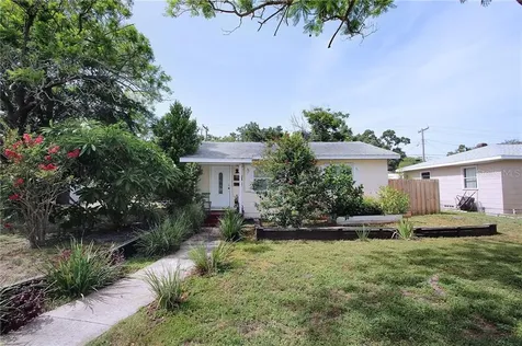 6920 5th Avenue N St Petersburg FL 33710