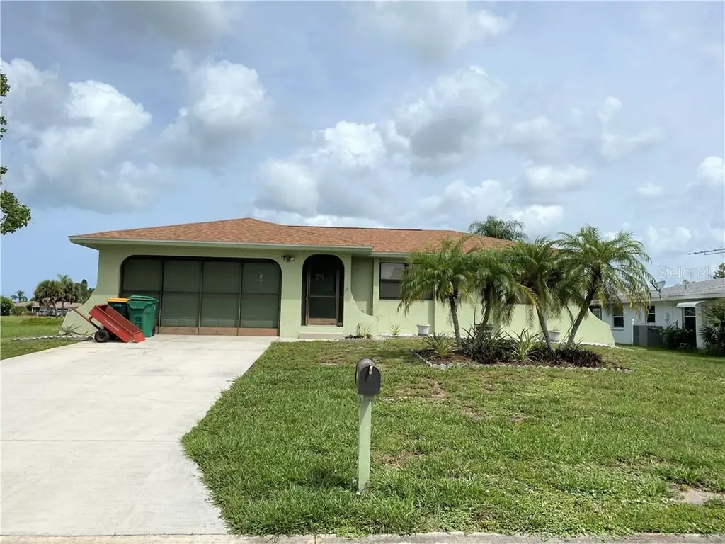 106 Annapolis Lane Rotonda West FL 33947