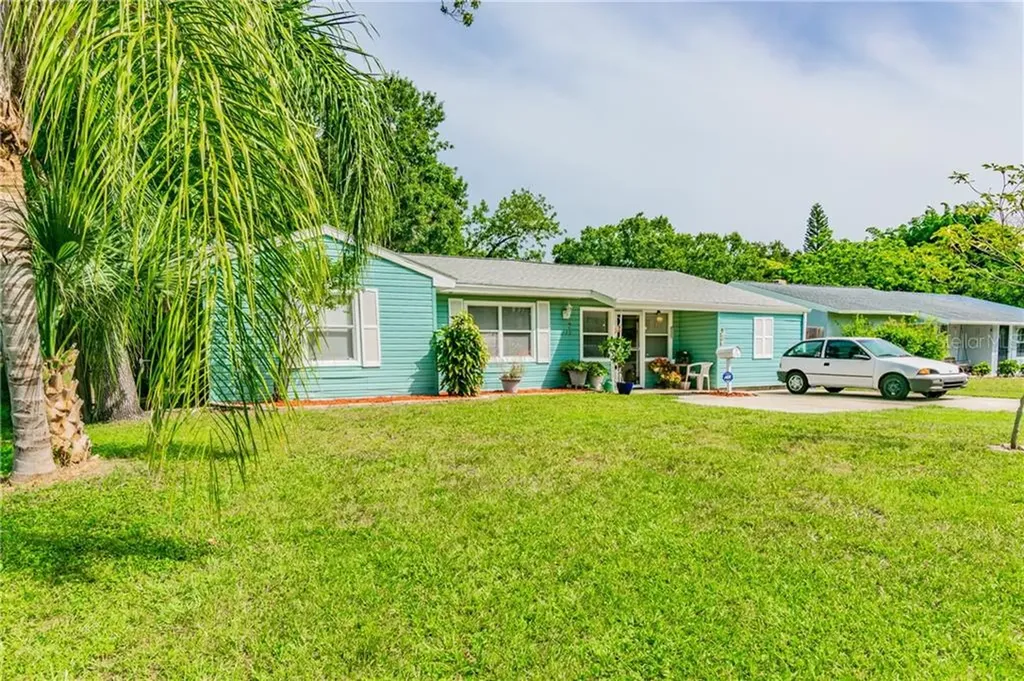 1338 Canterbury Road N St Petersburg FL 33710