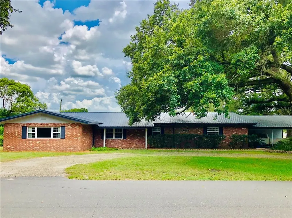 1035 Helena Lane Lakeland FL 33813