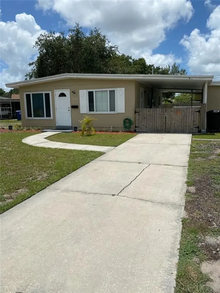 7234 Orpine Drive N St Petersburg FL 33702