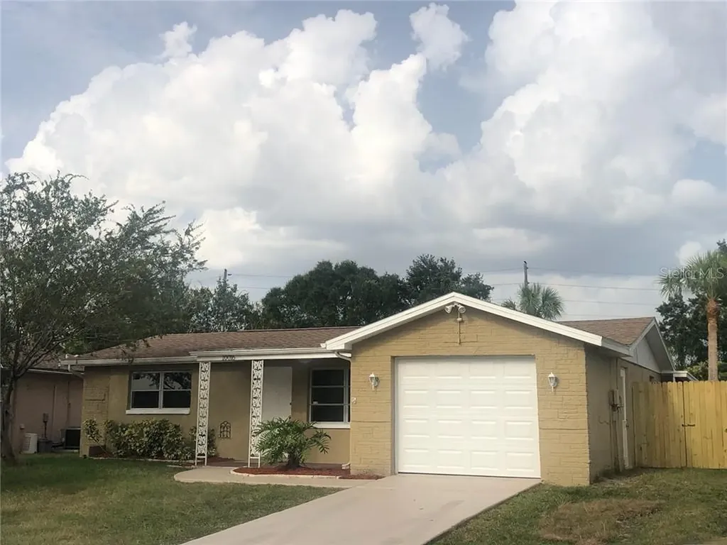 10016 Glen Moor Lane Port Richey FL 34668